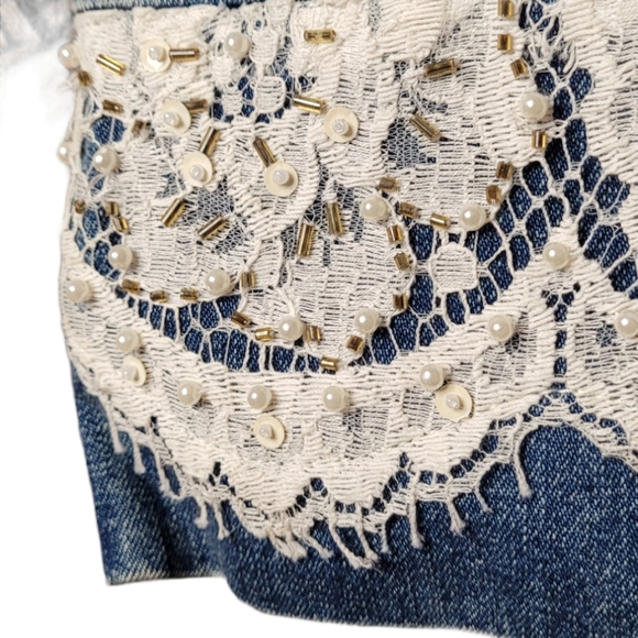 Denim jacket with lace embellishment - Picture 5 of 9